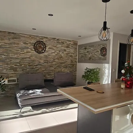 Appartement moderne à Nice, 50 m² avec balcon