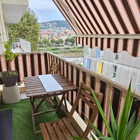 Appartement moderne à Nice, 50 m² avec balcon